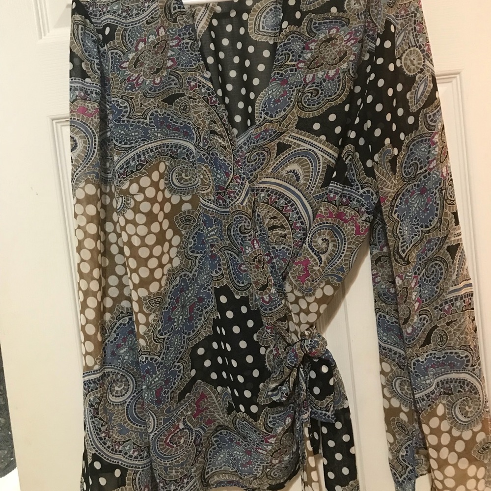 Artsy Wrap Top